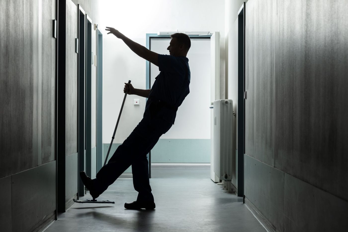 HOW MUCH MONEY IS MY SLIP AND FALL CLAIM WORTH? HOW MUCH MONEY IS MY SLIP AND FALL CLAIM WORTH?
