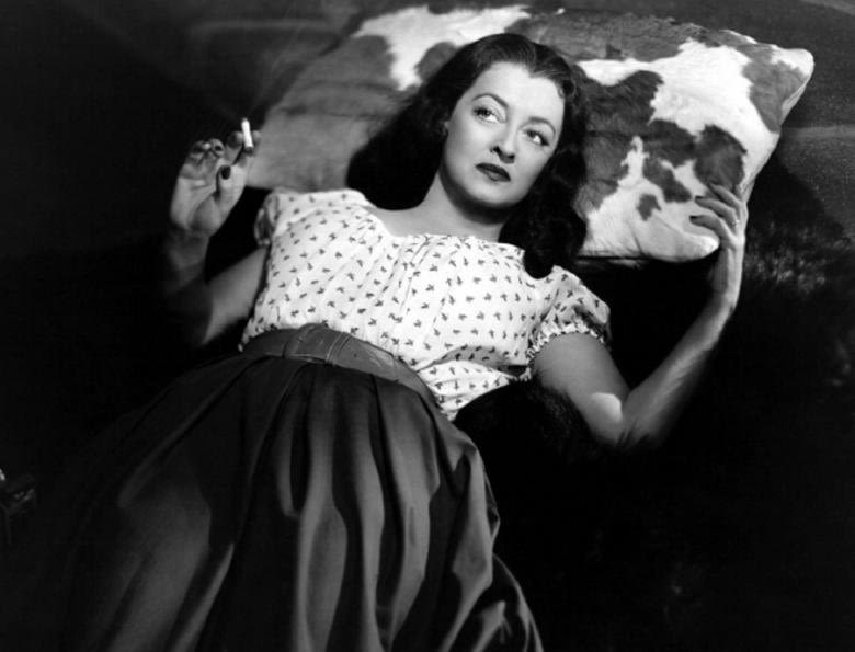 BETTE DAVIS: THIS AND THAT
