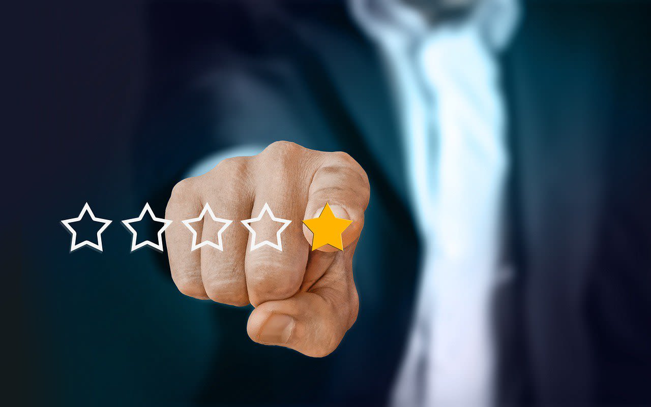 ONLINE REVIEWS PROTECTING YOUR COMPANY’S REPUTATION